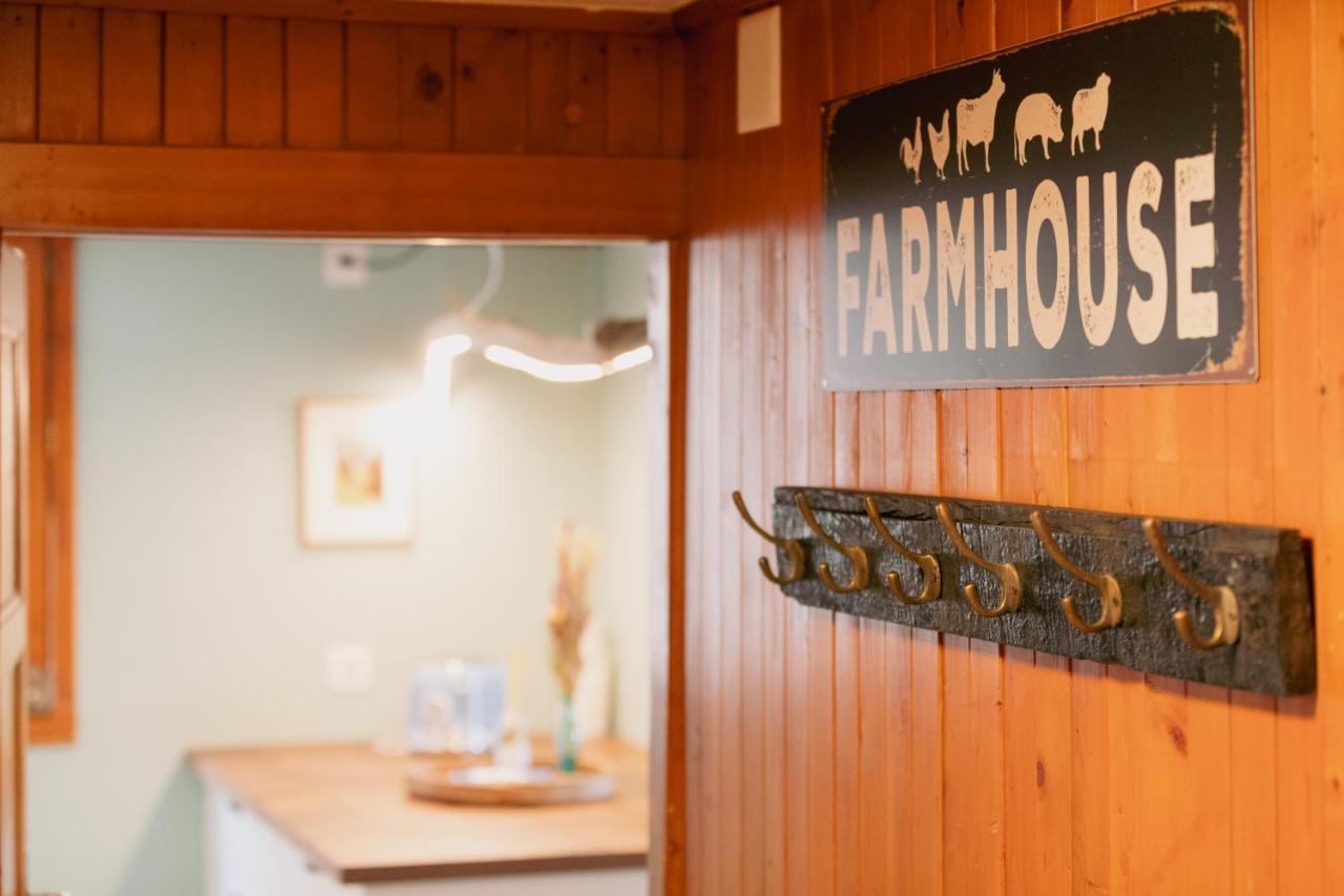The Farmhouse เซดรุน ภายนอก รูปภาพ